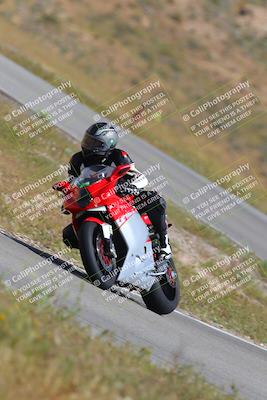 media/Apr-22-2023-TrackXperience (Sat) [[0ce6802930]]/Level 1/session 2 turn 5/